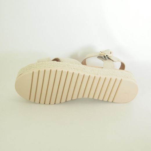 Sandalias Mustang 53358 Beige