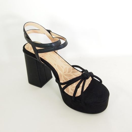 Sandalias Mustang 53388 Negro