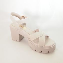 Sandalias Mustang 55759 Crema