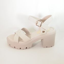 Sandalias Mustang 55759 Crema