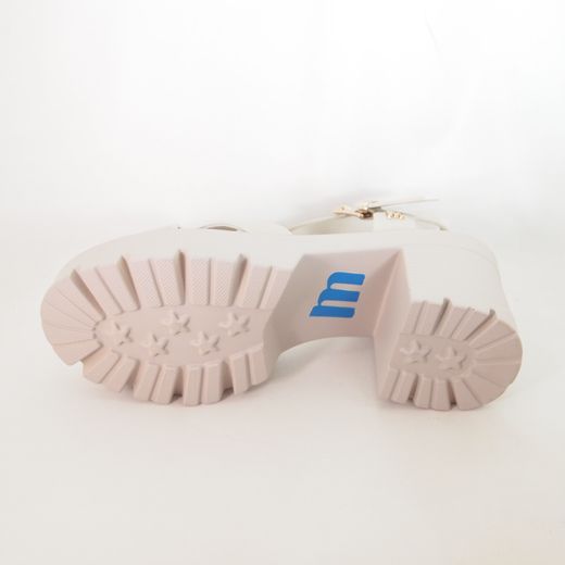 Sandalias Mustang 55759 Crema