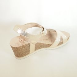 Sandalias Panama Jack Julia Shine Oro