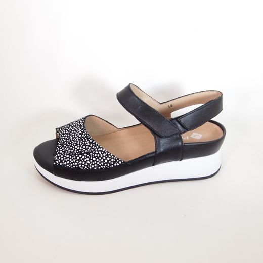 Sandalias Piesanto 260422-14 Negro
