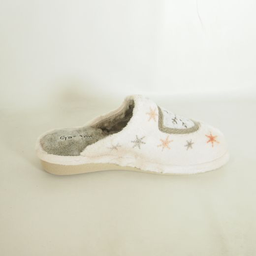 Zapatilla casa Garzón P221-275 arena