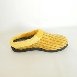 Zapatilla casa roal R12025 mostaza