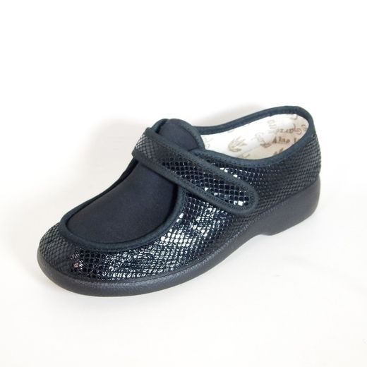 Zapatillas de casa Garzón 3070-157 Negro