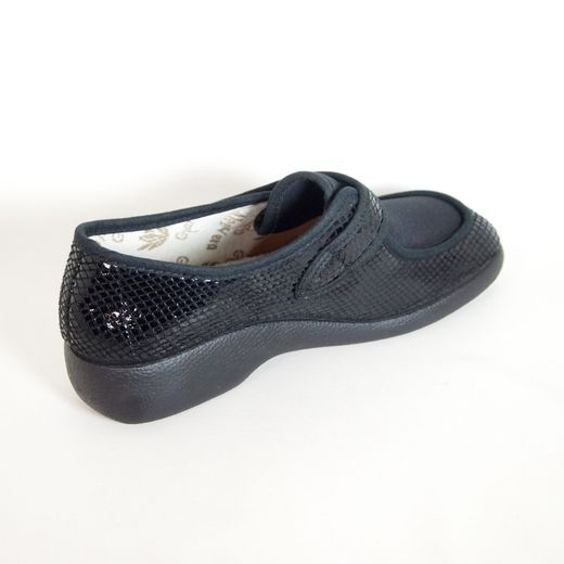 Zapatillas de casa Garzón 3070-157 Negro