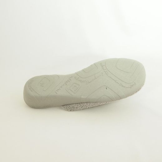 Zapatillas de casa cerradas de punta Vul·ladi 6611-571 Perla