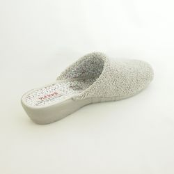 Zapatillas de casa cerradas de punta Vul·ladi 6611-571 Perla