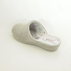 Zapatillas de casa cerradas de punta Vul·ladi 6611-571 Perla