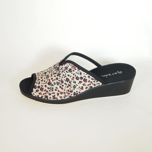 Zapatillas de casa Garzón 715-210 Negro