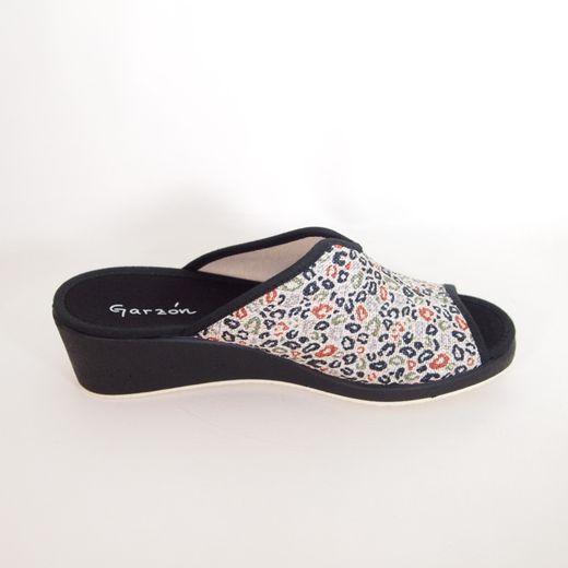 Zapatillas de casa Garzón715-214 Negro