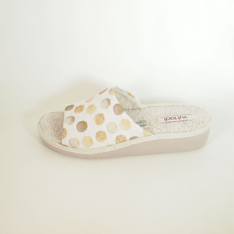 Zapatillas de casa Vul·ladi 8640-768 Beige 35