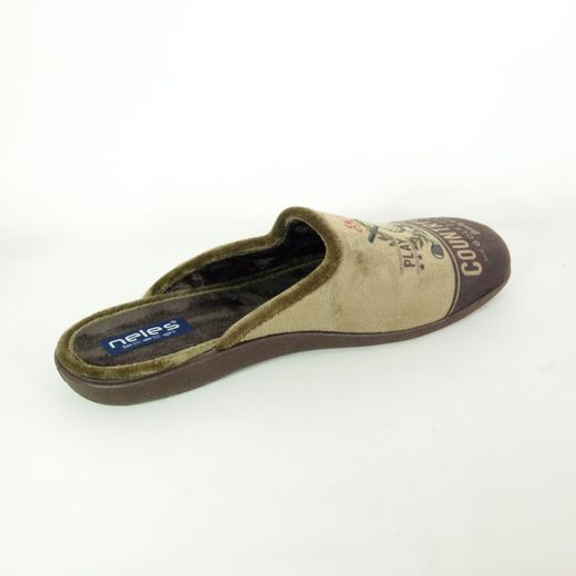 Zapatillas de estar por casa Neles 4724-936 Marrón