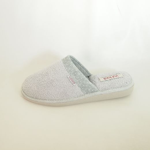 Zapatillas de estar por casa Vul·ladi 7050-717 Gris
